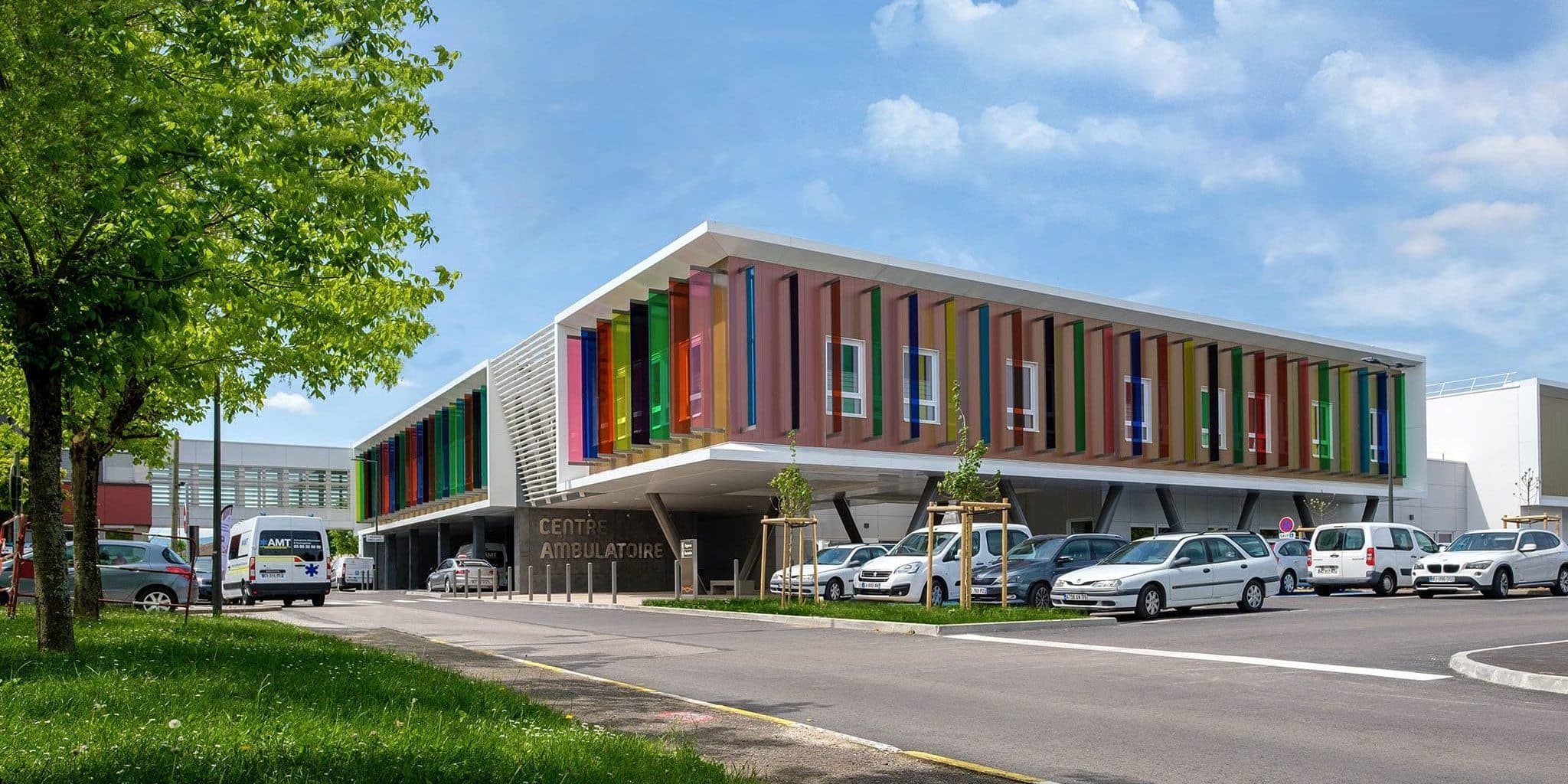 Plateau ambulatoire et dialyse au CH de Mâcon, vue extérieure