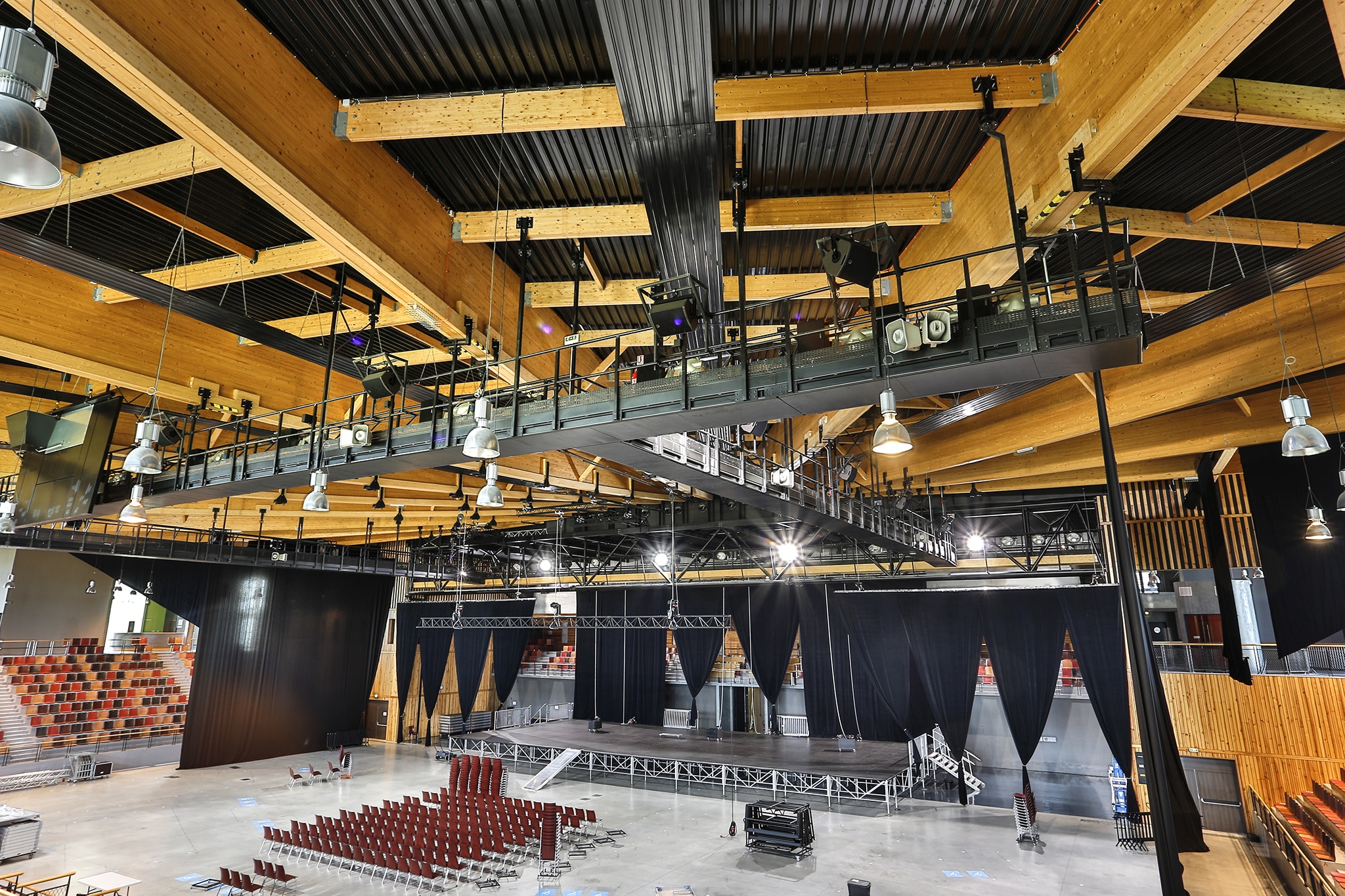 L'acclameur, salle de sport et de spectacle, à Niort, vue de la salle de spectacle