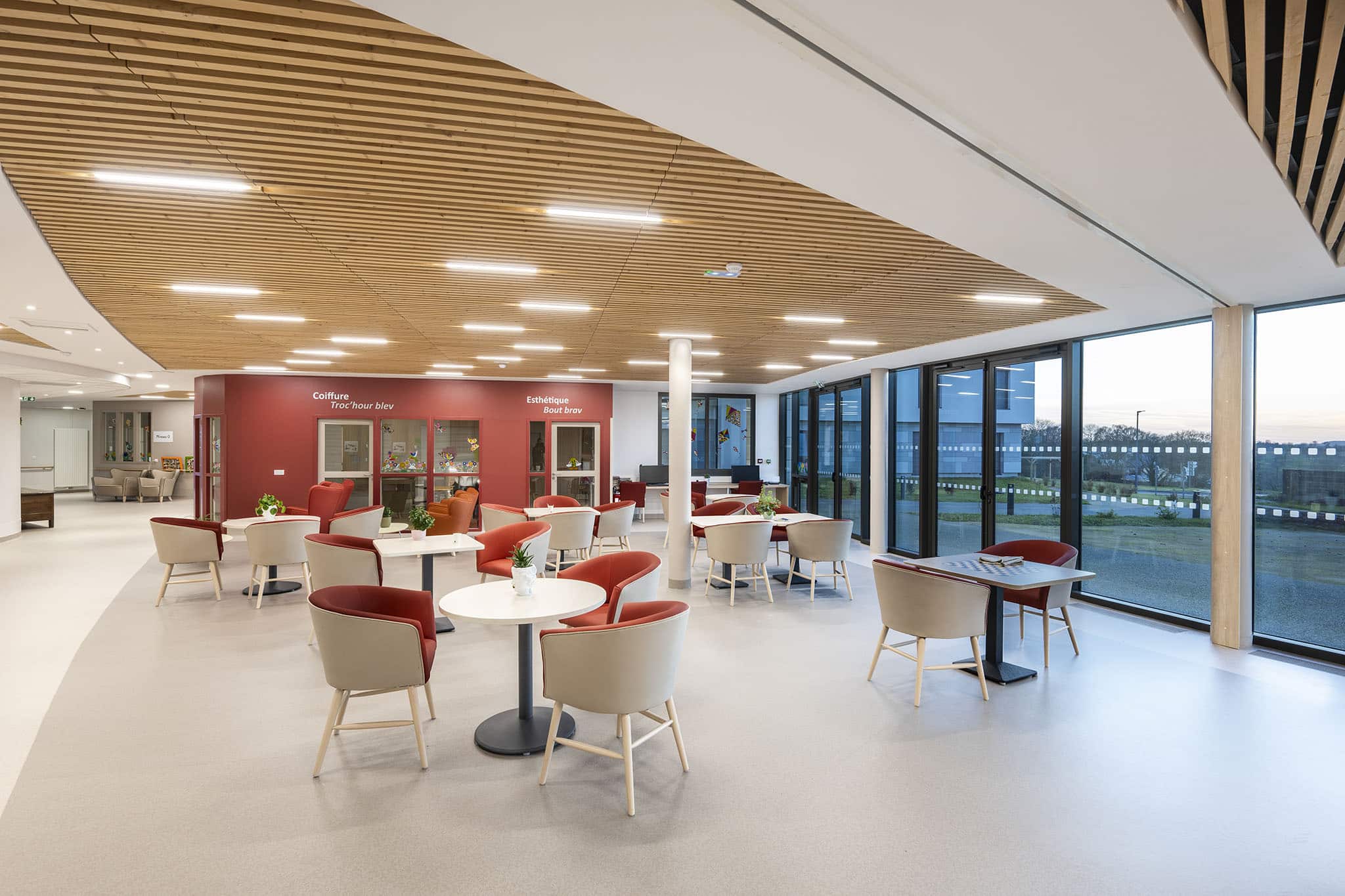 Hôpital Alfred Brard à Guémené sur Scorff, vue du Hall