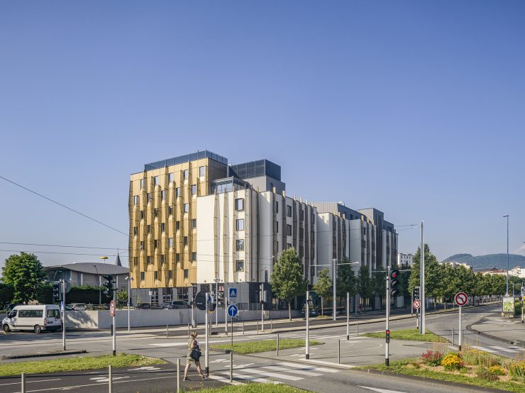 Construction de logements sociaux, de logements en accession et d'un hôtel, îlot Bouillet, à Clermont-Ferrand, vue angle Nord Est