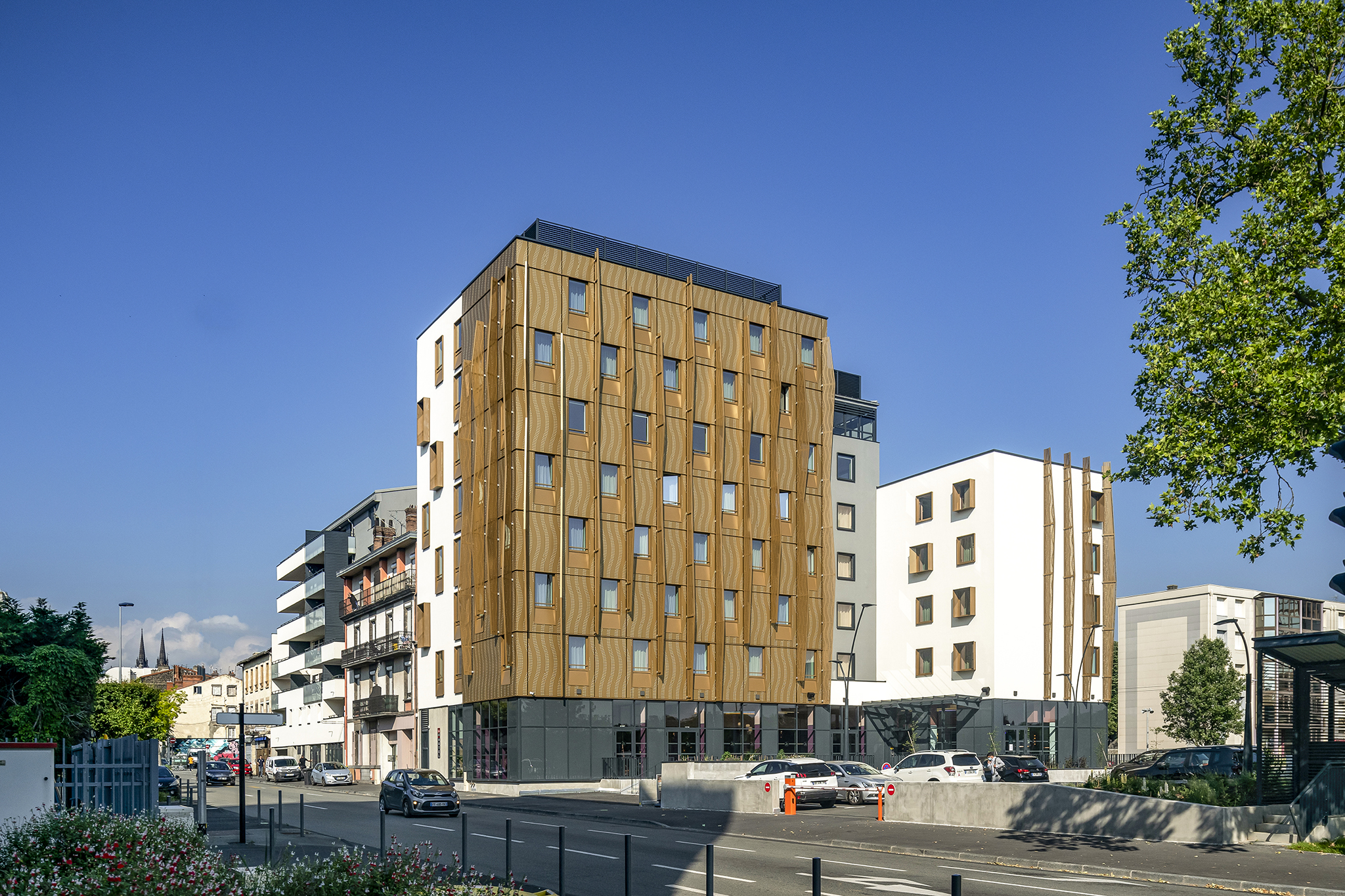 Construction de logements sociaux, de logements en accession et d'un hôtel, îlot Bouillet, à Clermont-Ferrand, vue angle Sud Est