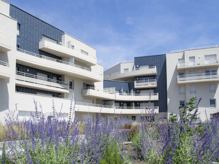 Logements, locaux libres et crèche, rue du Ressort à Clermont-Ferrand, vue jardin