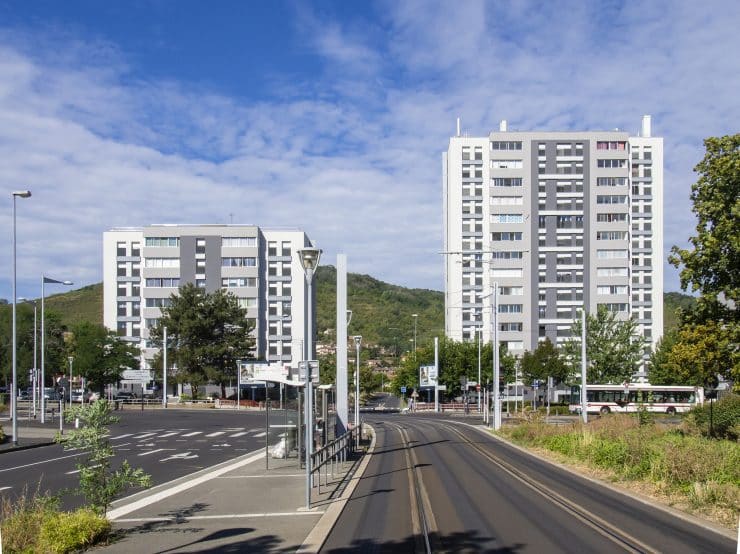 Réhabilitation thermique de 235 logements rue Torpilleur Sirocco à Clermont-Ferrand, façades