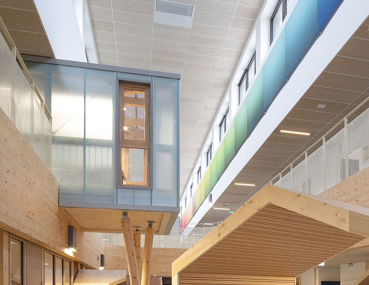 Collège Claude Lorius à Bethoncourt, vue de la rue intérieure